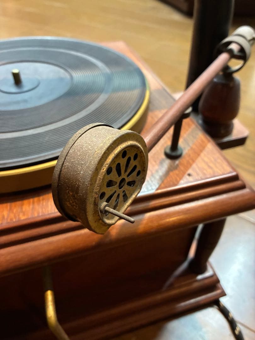 S*n様 蓄音機 アンティーク グラモフォン 木製 大型ホーン 針無し