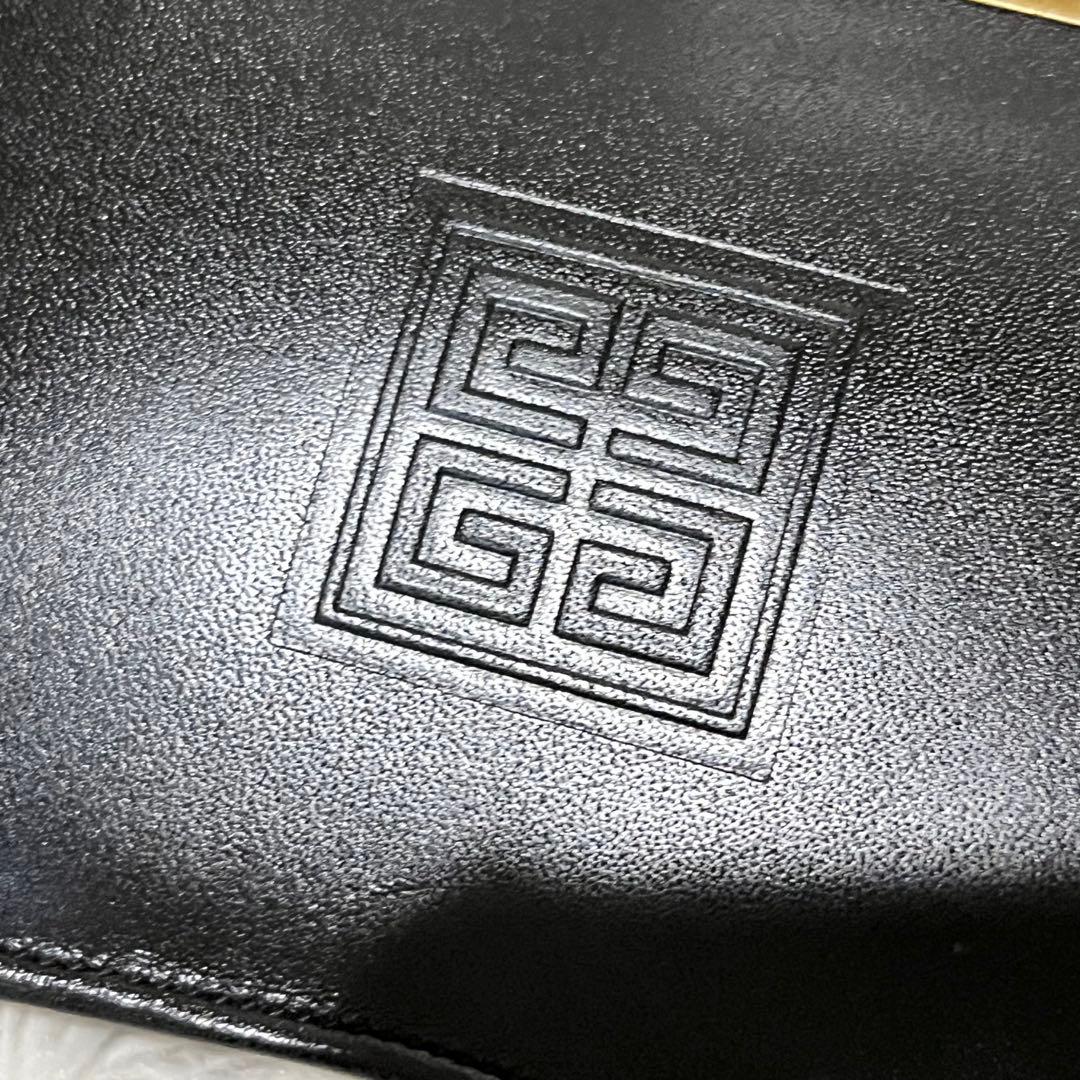 【美品】ジバンシー GIVENCHYがま口 ケース レザー小銭入れ　黒
