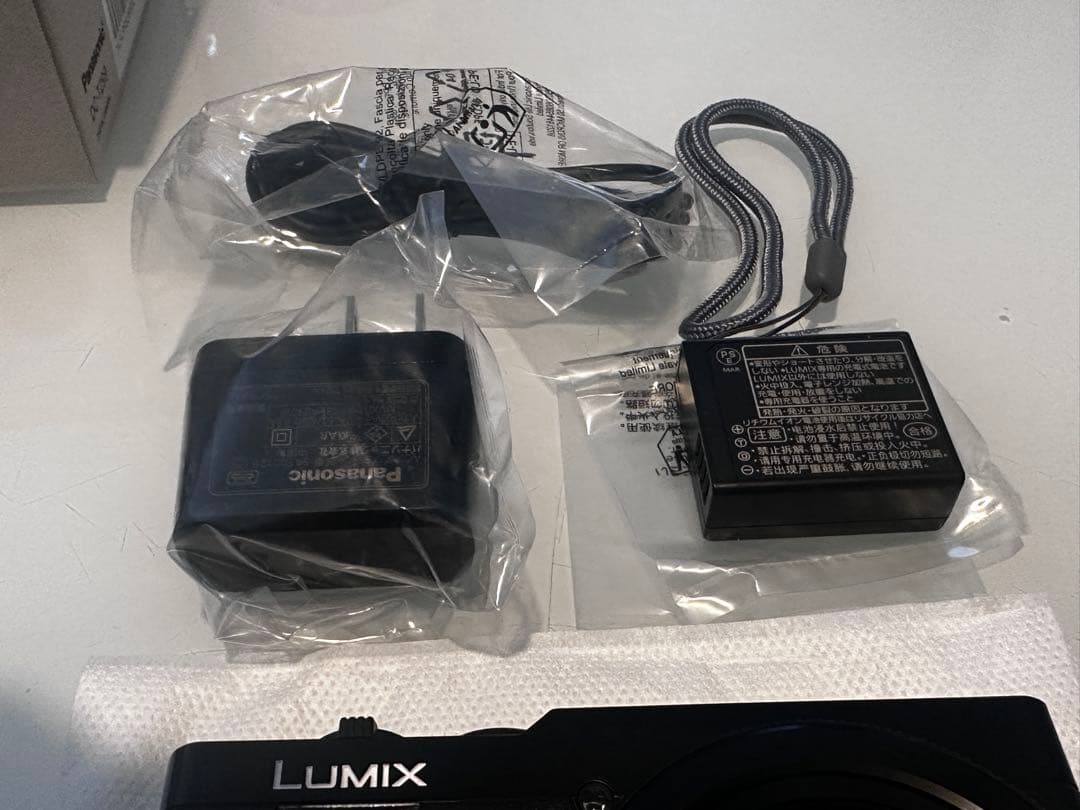 【美品】Panasonic LUMIX DC-TZ99 コンパクトデジタルカメラ