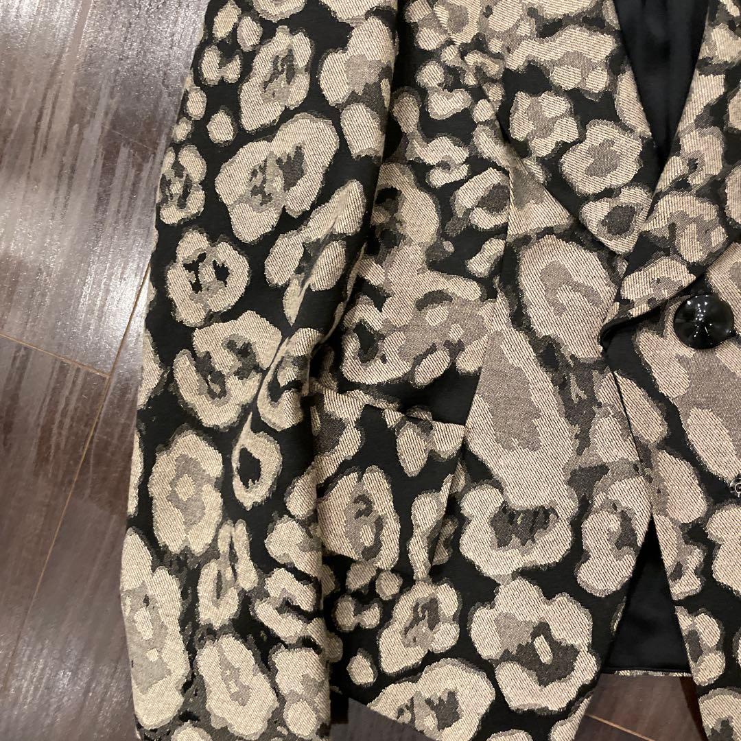 お値下げ‼️ARMANI COLLEZIONI レオパード柄 ジャケット 38