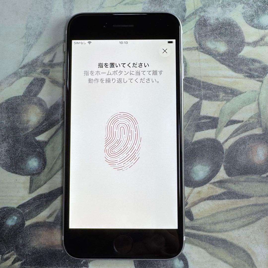 iPhone SE 第2世代 ホワイト64GB SIMロック解除済