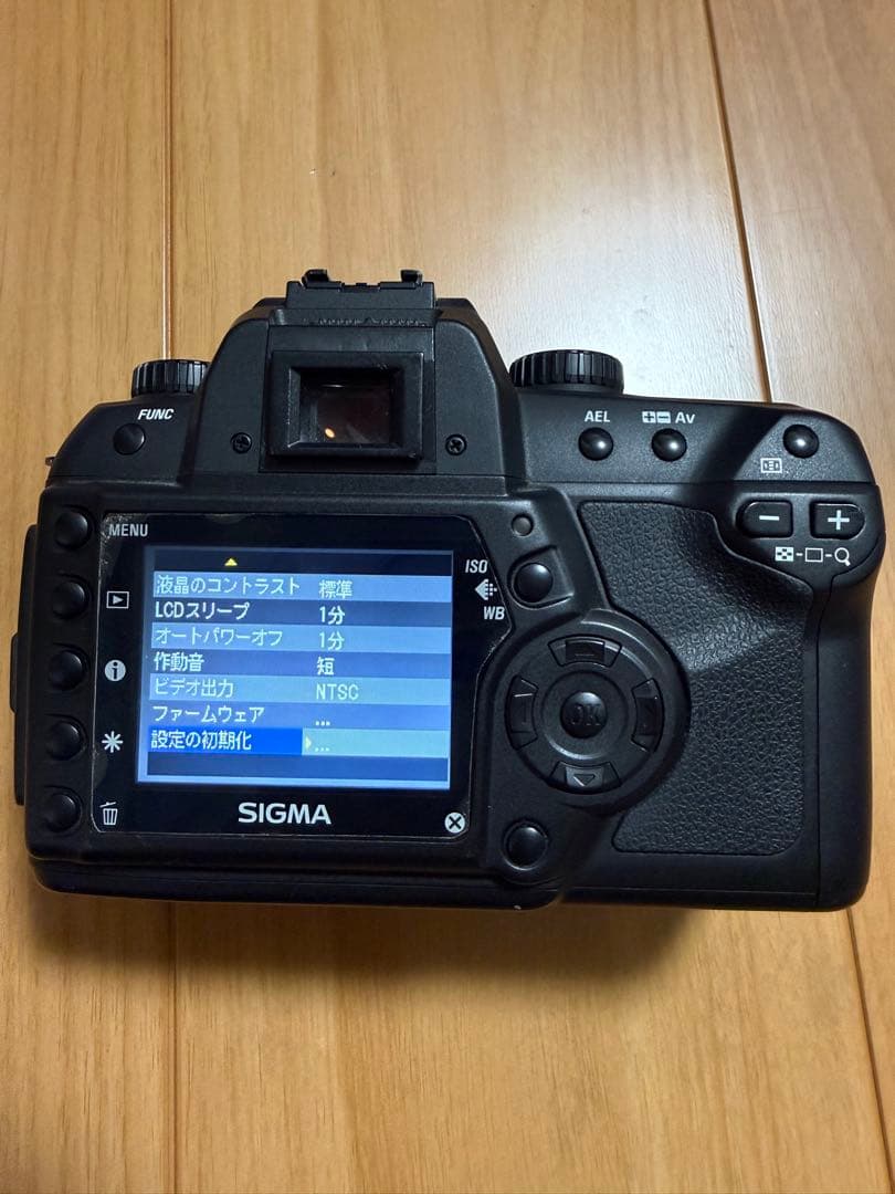 SIGMA シグマSD14+レンズ2種+フィルター+予備バッテリー1つのセット