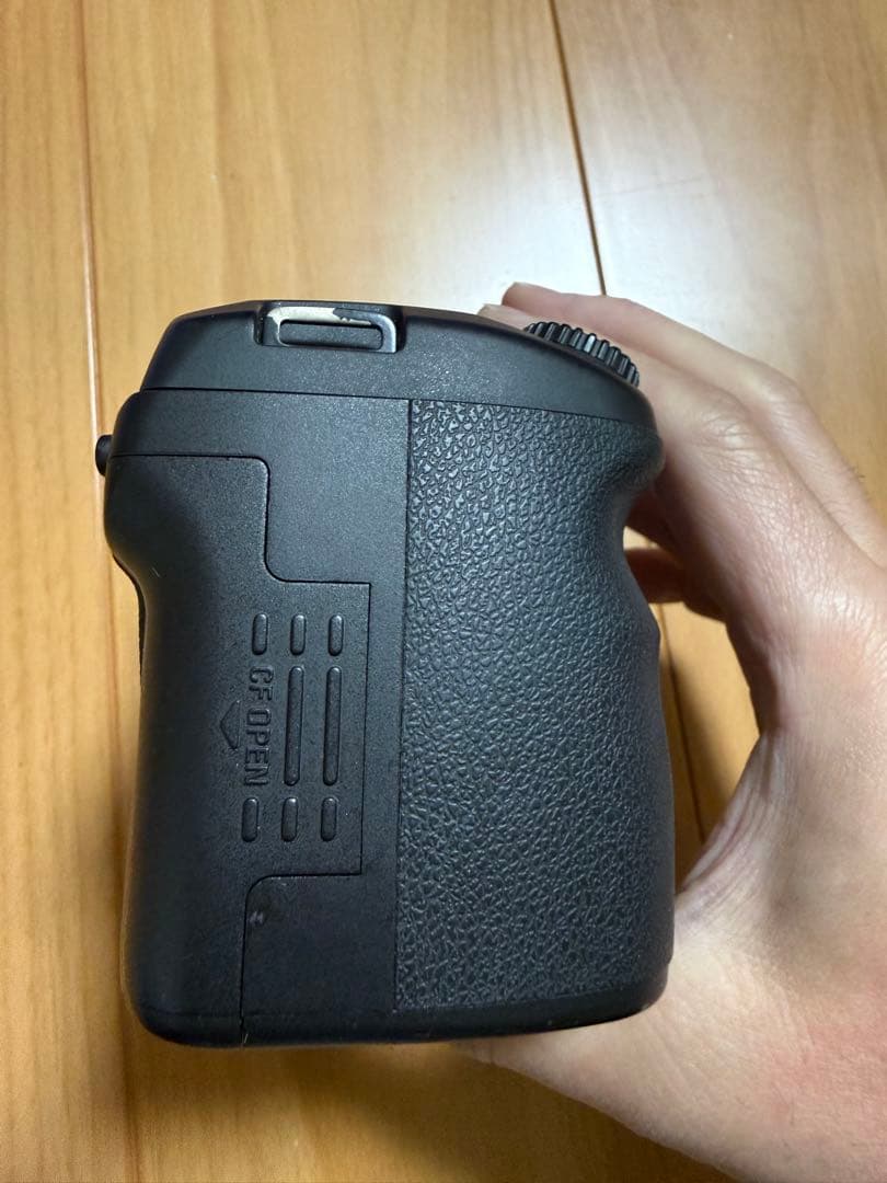 SIGMA シグマSD14+レンズ2種+フィルター+予備バッテリー1つのセット