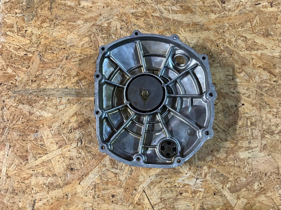 cb1300sb cb1300sf sc54 クラッチカバー　送料込み