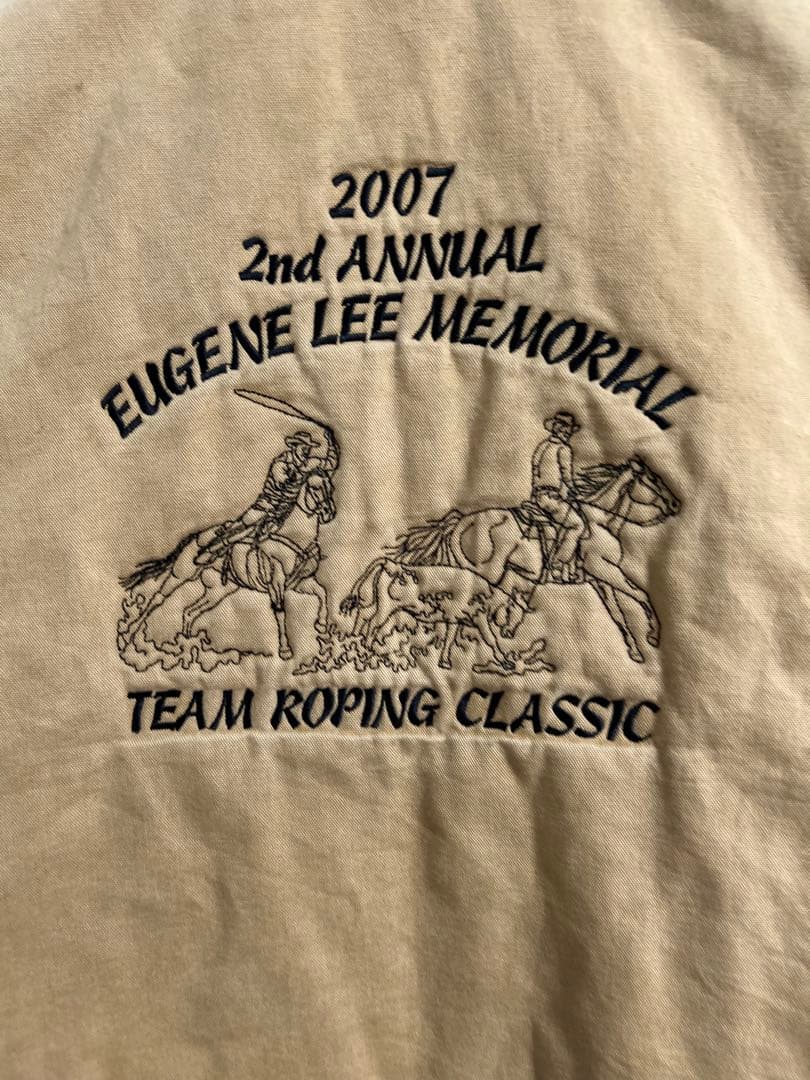 【希少】 carhartt カーハートダックベスト XL ベージュ 刺繍ロゴ