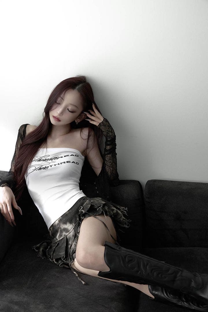 【THEREDTHREAD】 S w pleats crash skirt