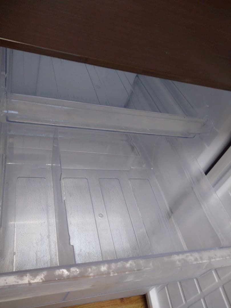 【専用：ゆっくり饅頭ヨロズ支店様用】SHARP 271L 冷蔵庫 2017年製