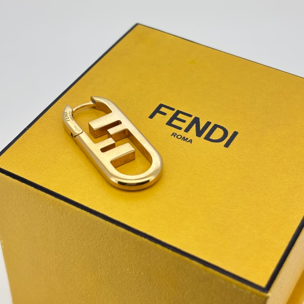美品 FENDI オーロック ゴールド シングルピアス 片耳