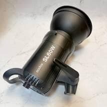 超美品・GODOX SL-60W 撮影ライト　ゴドックス