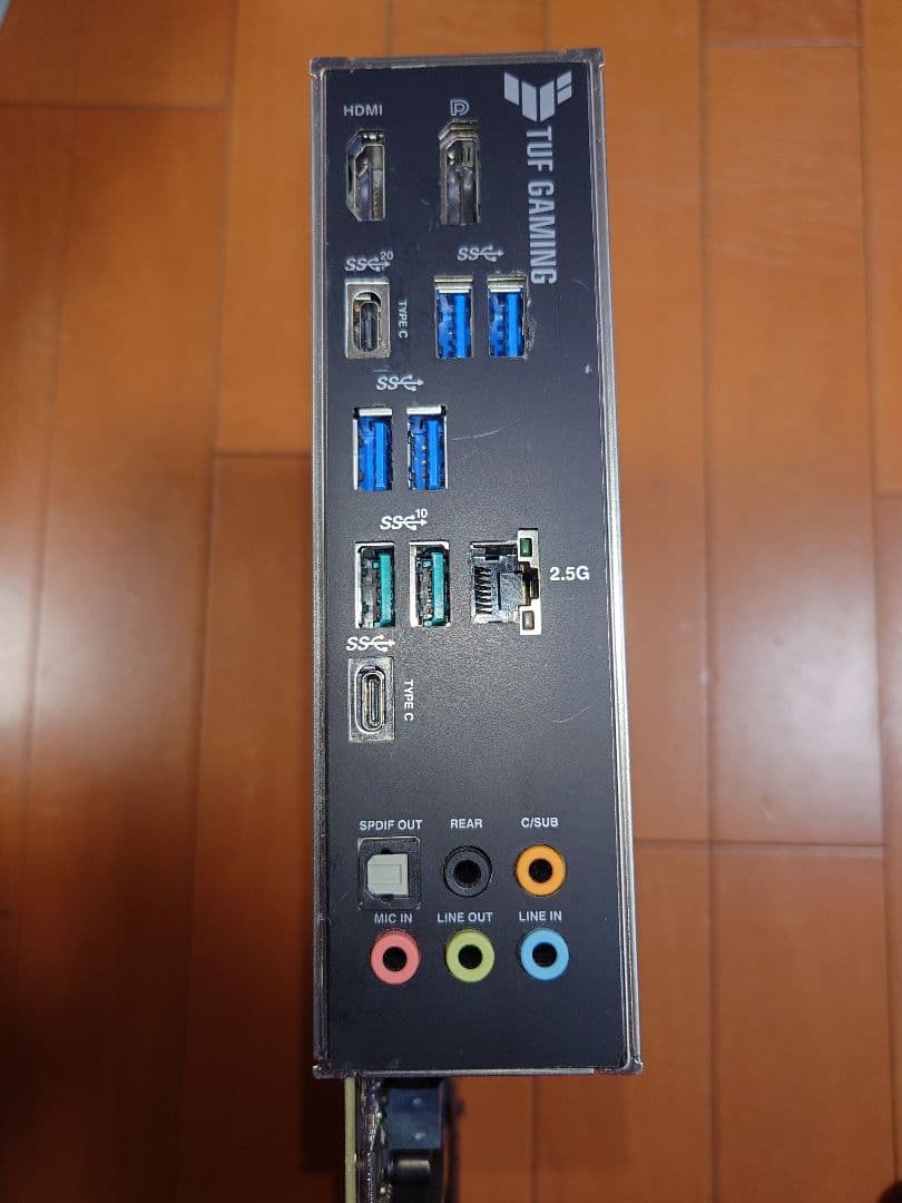 ASUS TUF GAMING Z690-PLUS D4 マザーボード　アダプタ