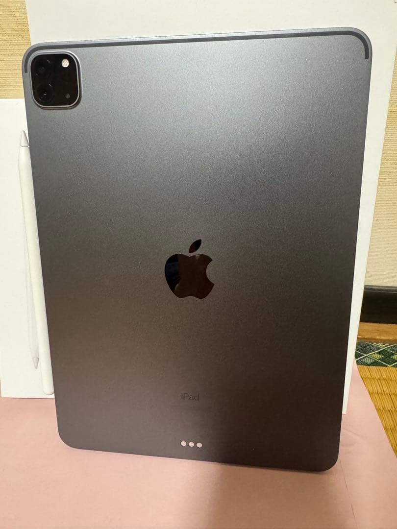 iPad Pro 第２世代　128GB 純正ペンシル付き