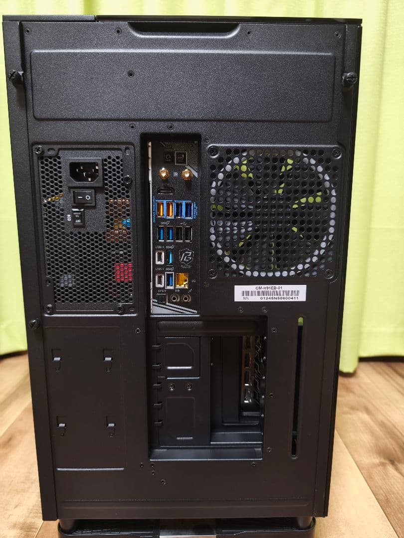 ryzen 7 9700 × radeon rx7900xtx 自作PC