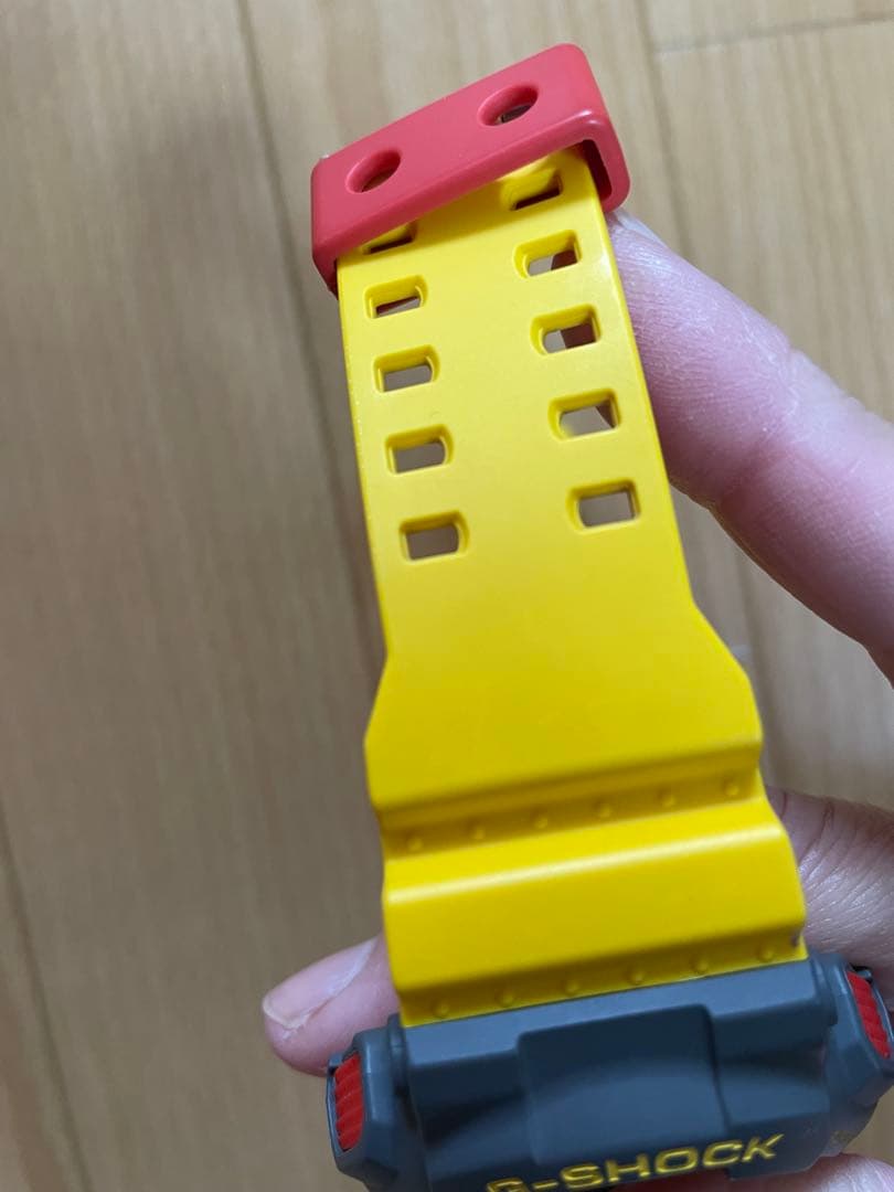 CASIO G-SHOCK GA110 グレー　イエロー　美品