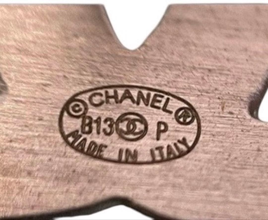 【正規品】シャネル ブラック ロゴ ピアス ココ レザー メンズ 片耳 両耳