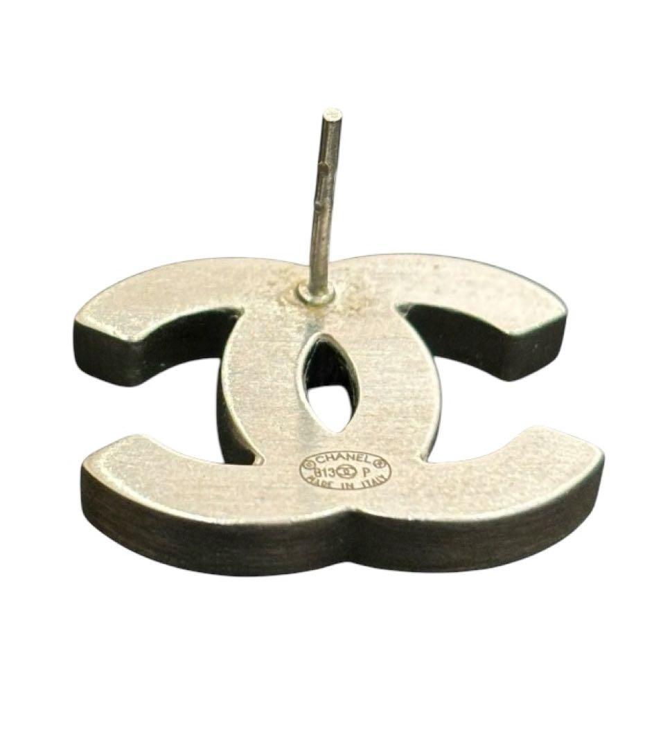 【正規品】シャネル ブラック ロゴ ピアス ココ レザー メンズ 片耳 両耳