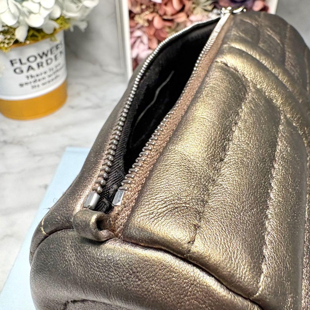 ♡激レア♡CHANEL ハンドバッグ メタリックグレー チェーンハンドル レザー