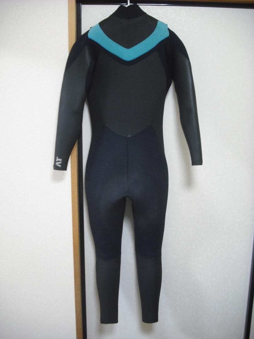 【専用】使用回数少　柔らかい【セミドライ　ウエットスーツ】エアタイト　ML