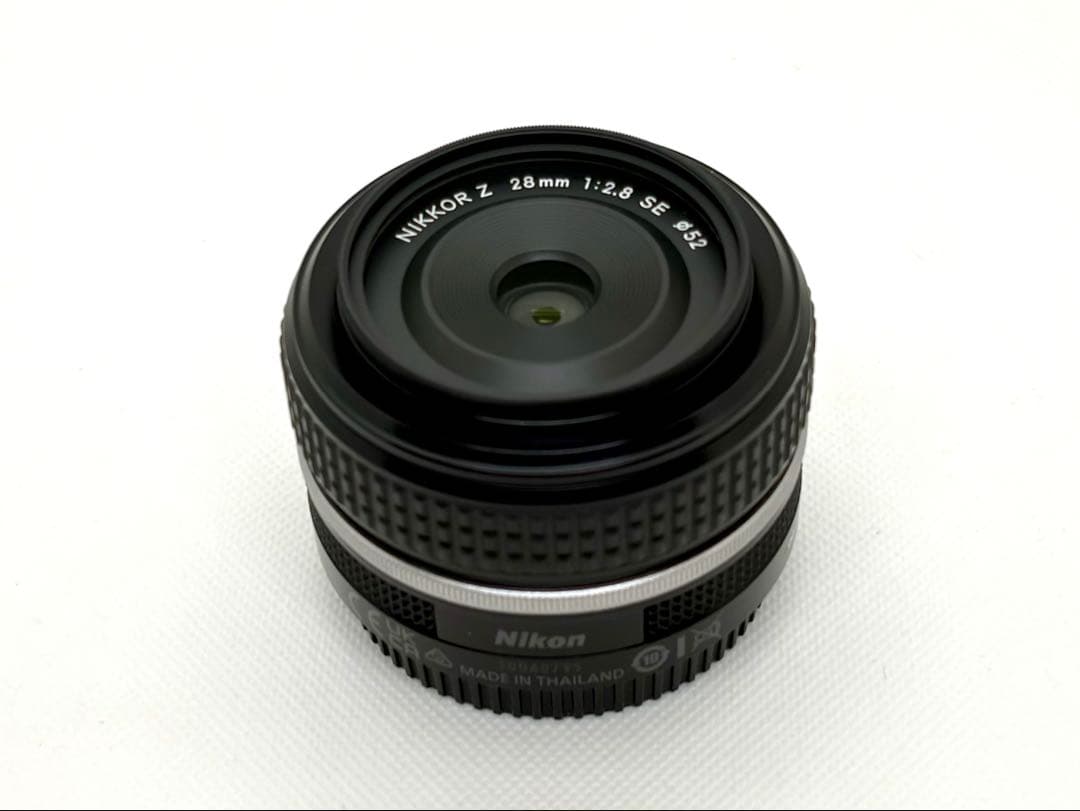ニコン NIKKOR Z 28mm f/2.8フード+フィルター付き