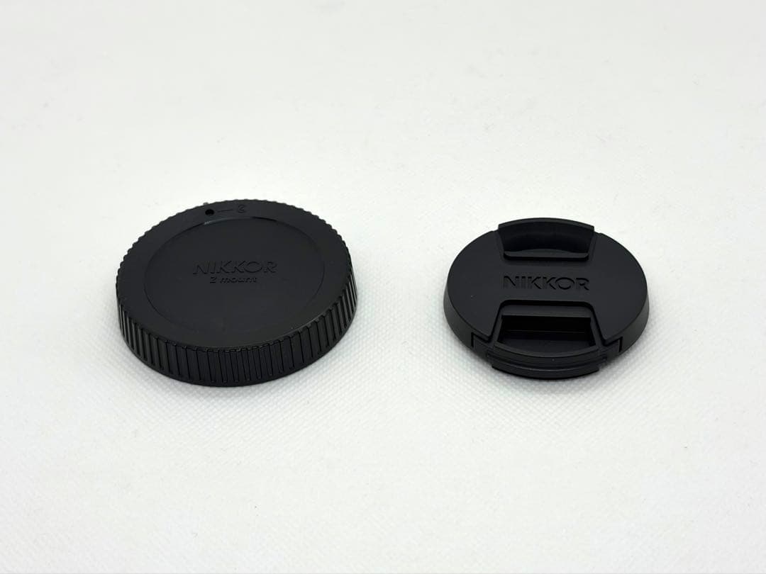 ニコン NIKKOR Z 28mm f/2.8フード+フィルター付き