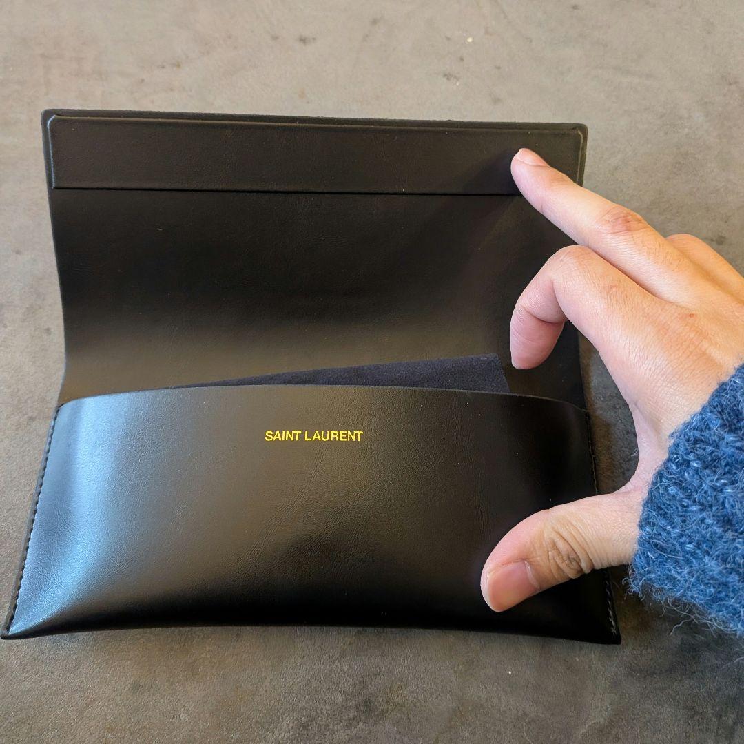 常田大希 着用Saint Laurent SL557 shade sunglas