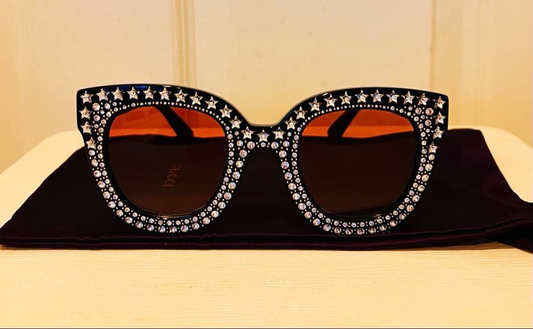 激レア！GUCCI ビジュー付きサングラス