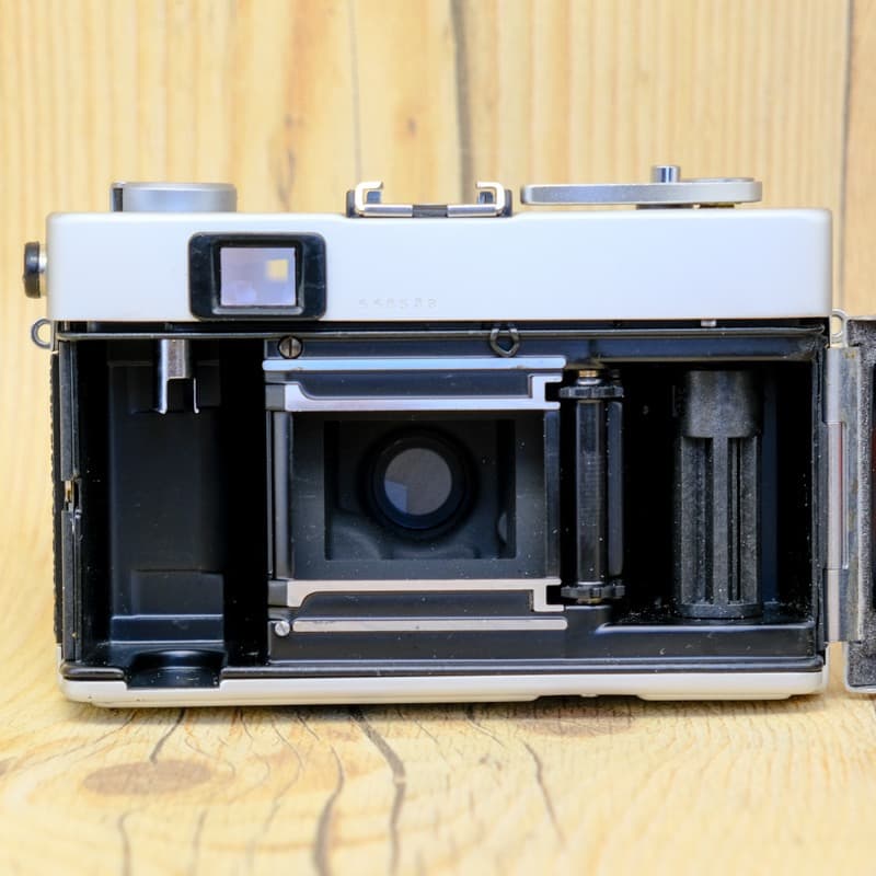 【整備品】美品 KONICA C35 Flash matic コニカ　スッキリ