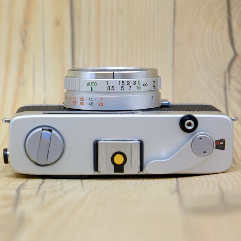 【整備品】美品 KONICA C35 Flash matic コニカ　スッキリ