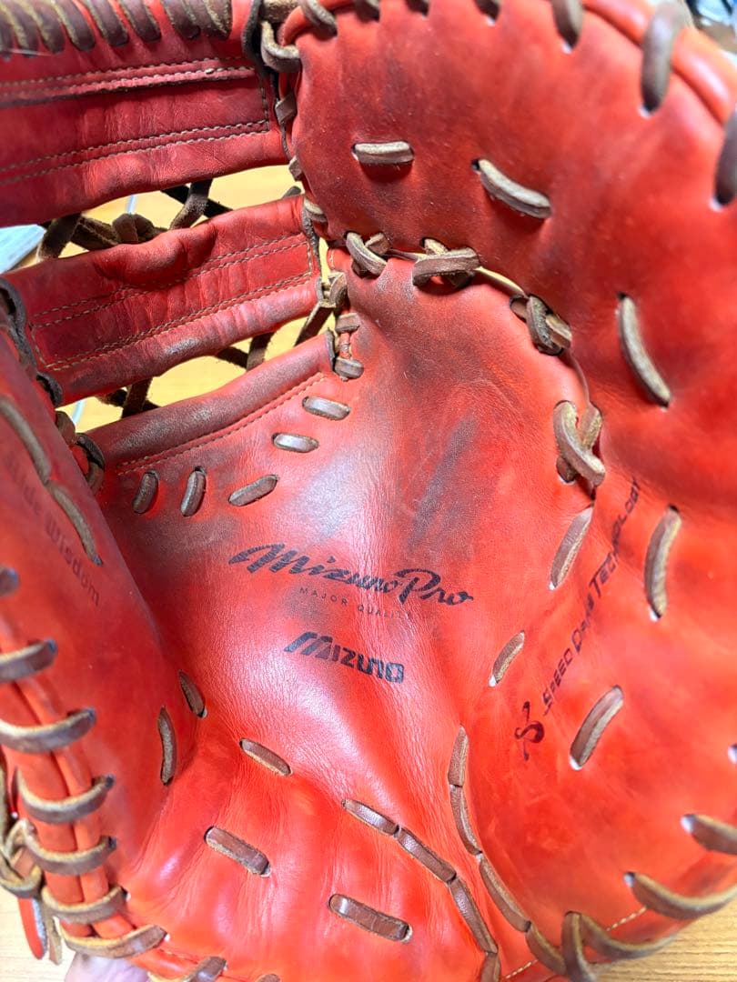 Mizuno Pro 硬式グローブ 右投げファーストミット　赤