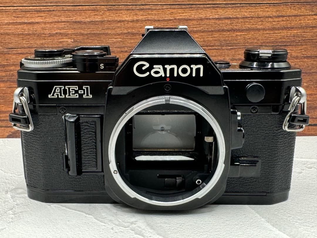 【動作品・人気】Canon AE-1 フィルムカメラ