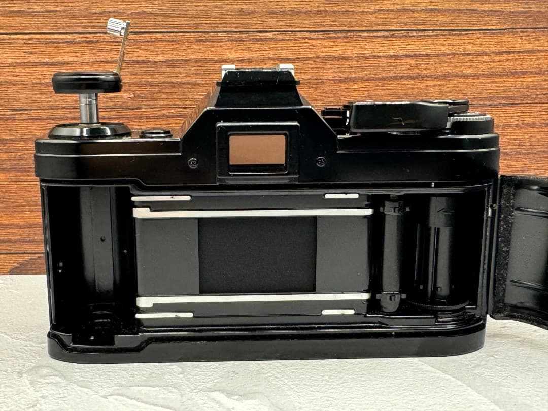 【動作品・人気】Canon AE-1 フィルムカメラ