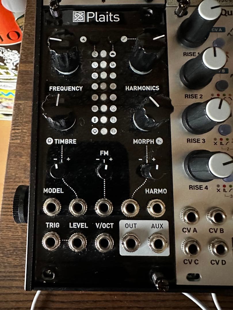 Mutable Instruments Plaits モジュラーシンセ