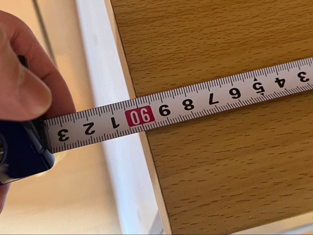 ホワイト木製食器棚 ガラス扉付き キャスター　幅90cm