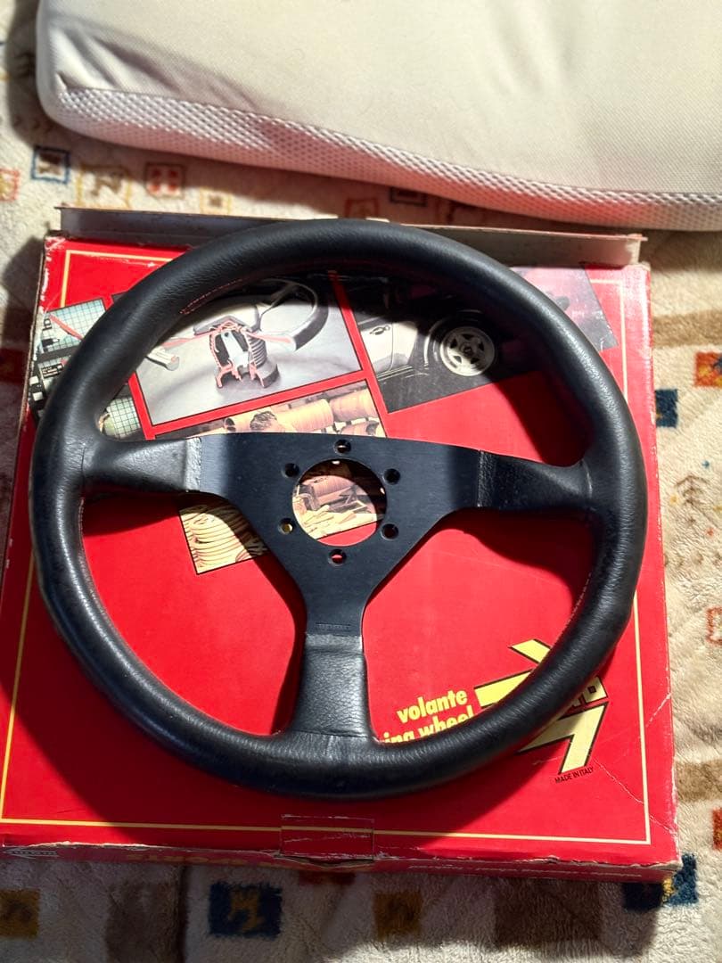 momo V85 ステアリングホイール 1992年製　スプーンスポーツ