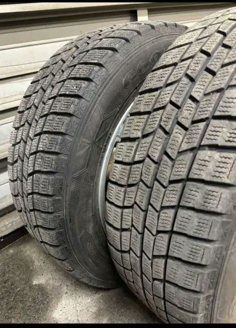 スタッドレスタイヤ＋16インチ アルミホイール205-60-16