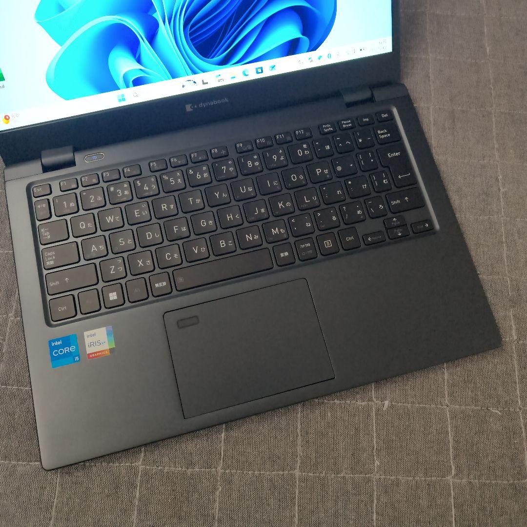 超美品 Dynabook 超軽量 驚速 12世代i5 16GB 新品512GB