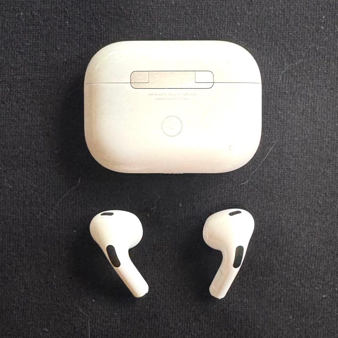 AirPods pro2 usb-c 本体 イヤーチップ新品　充電ケース付き