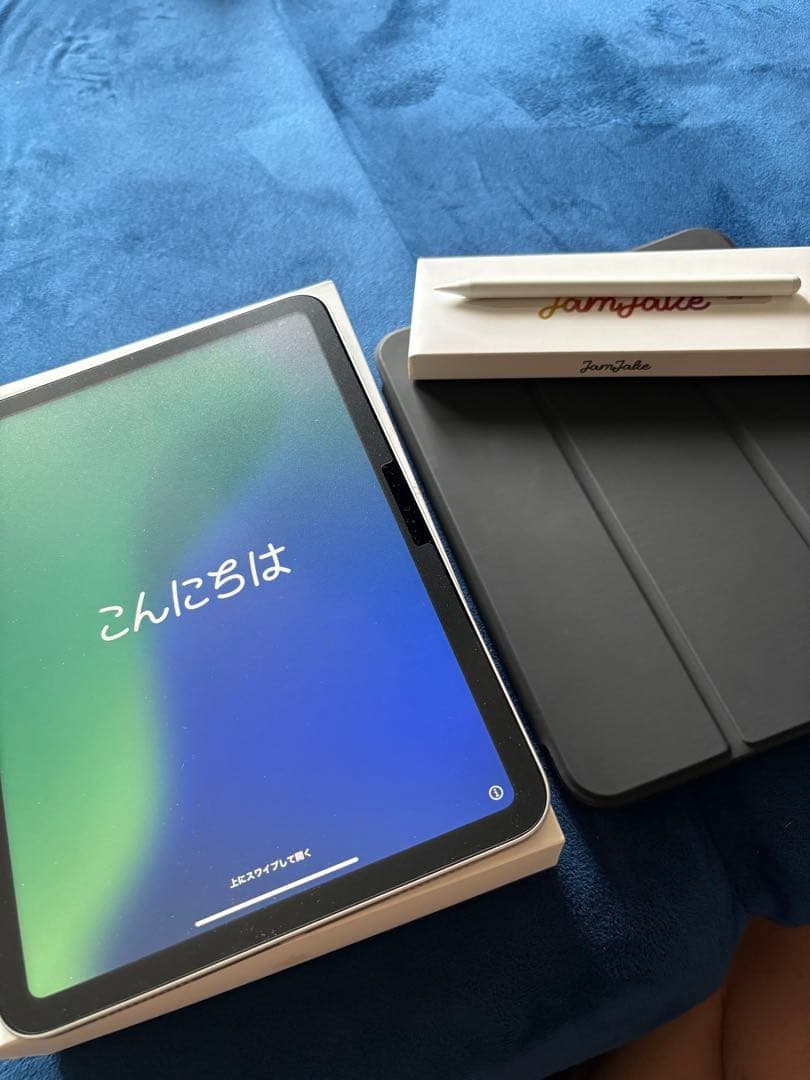 D*e様 Apple iPad 第10世代 64GB シルバー