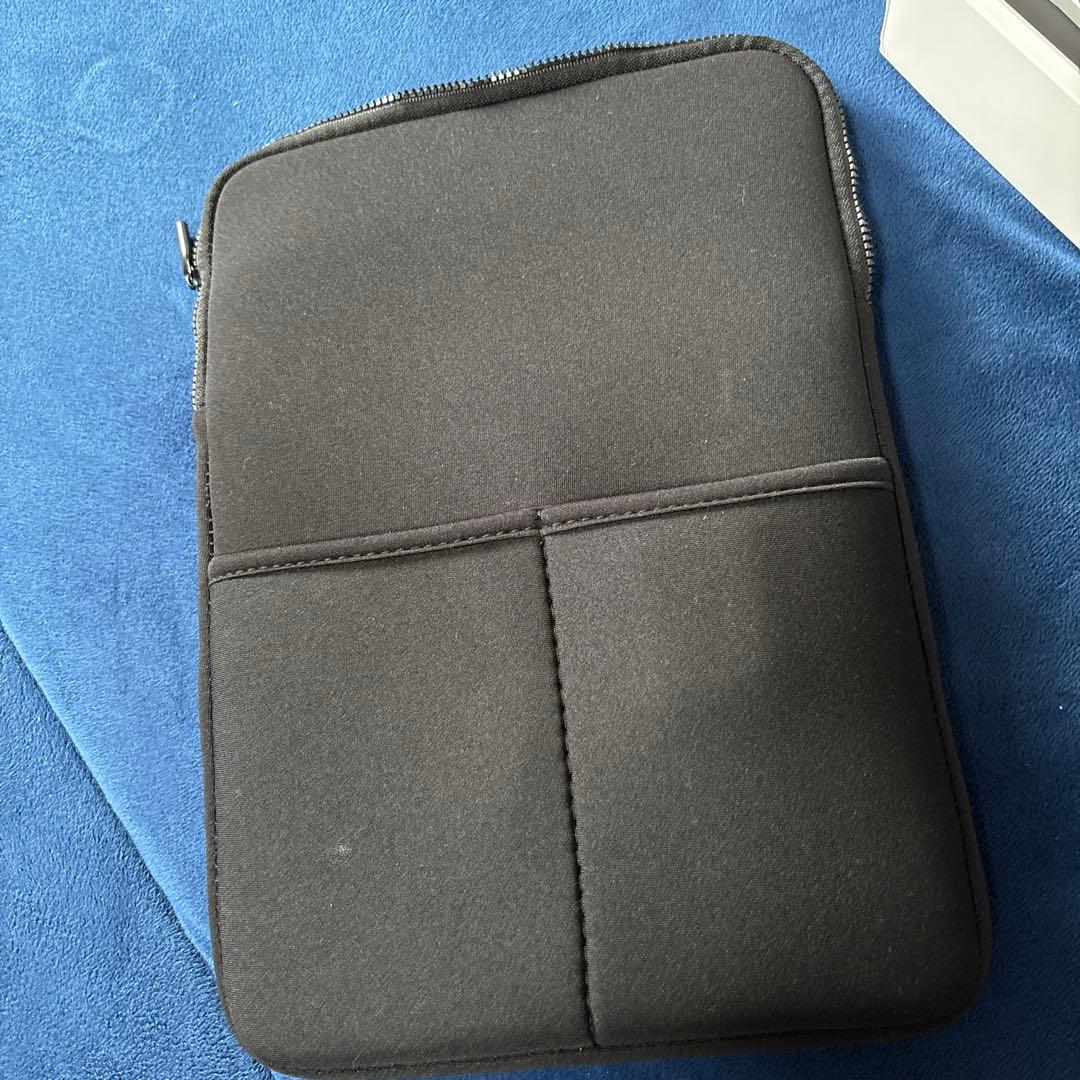 D*e様 Apple iPad 第10世代 64GB シルバー