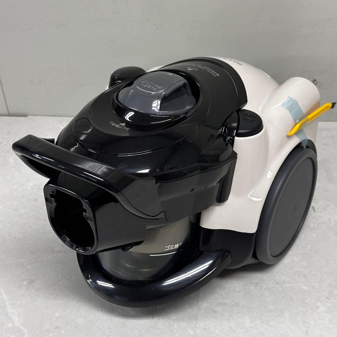 ∞送料込！美品 2022年製 SHARP サイクロン掃除機 EC-CT12-C