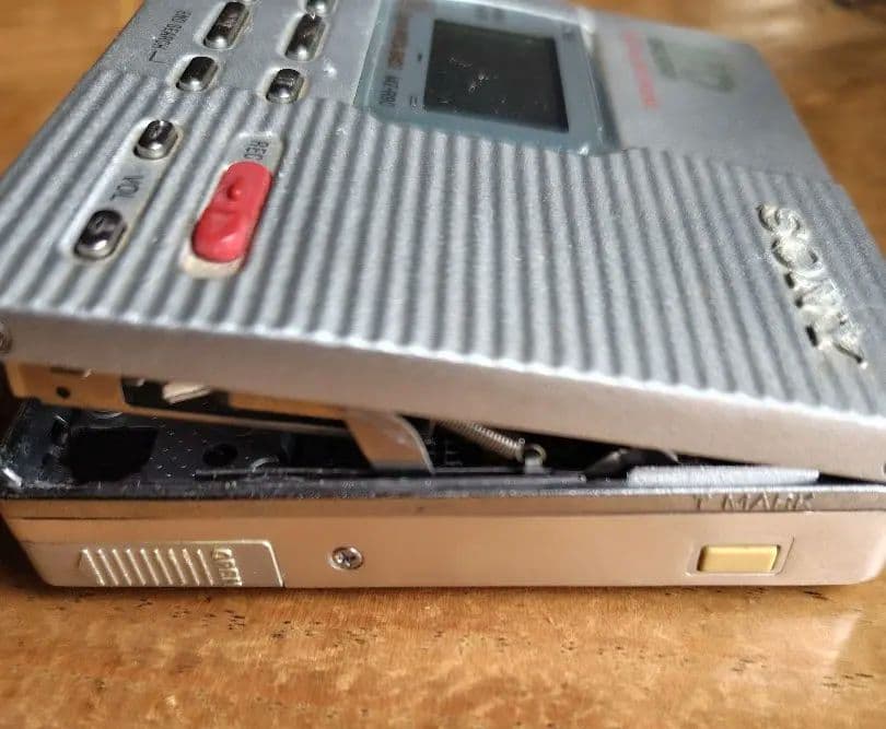 ポータブルプレーヤー MD Walkman MZ-R90