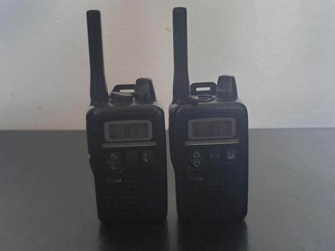 ICOM トランシーバー IC-4300 2台 充電器 BC-200 無線機 3