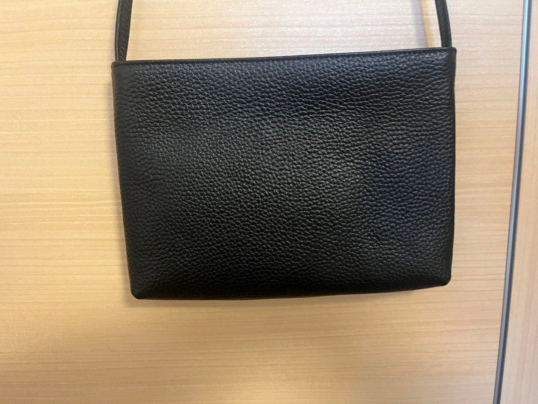 C*l様 【HushTug】レザーサコッシュ ブラック