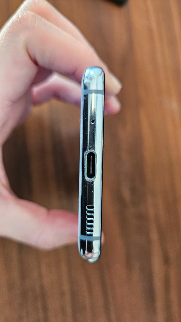 au Galaxy S20 5G SCG01 クラウドブルー ケース付き