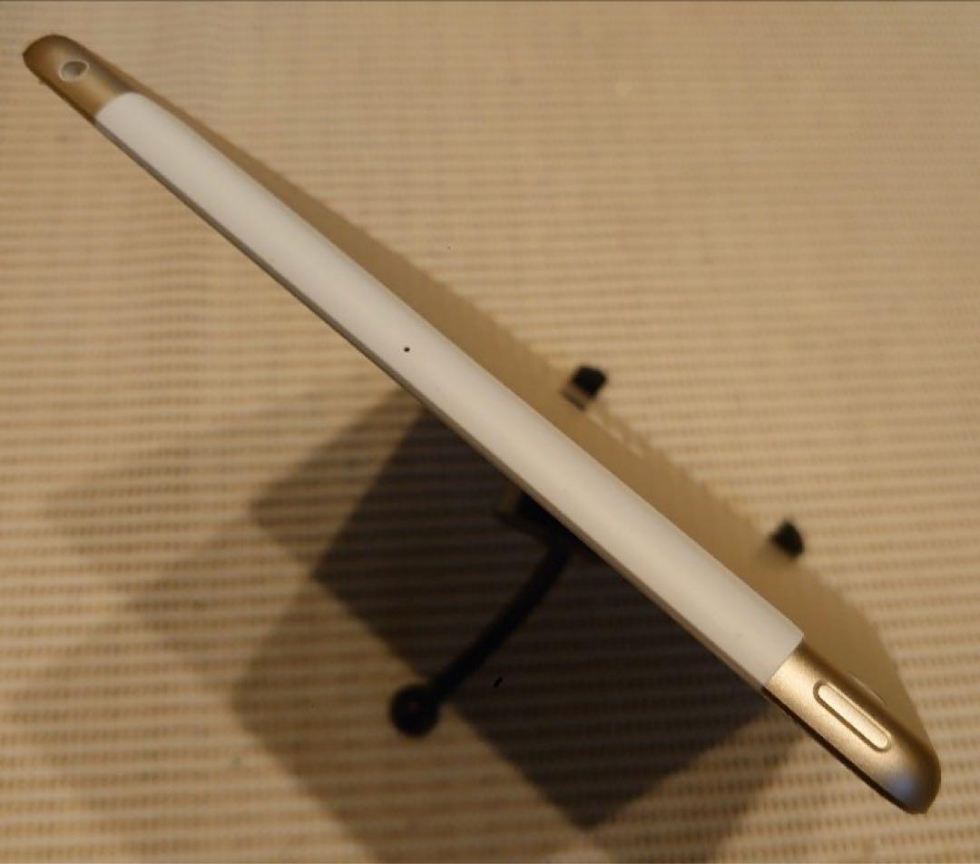 DMPTK動作品SIMフリー美品iPad第5世代本体128GB送料込ジャンク品