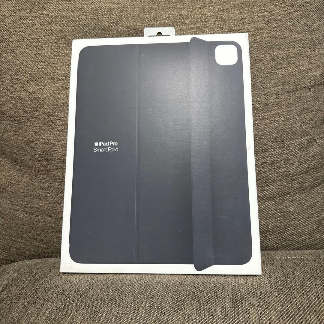 iPad Pro (M4) 13インチ Wi-Fi 256GB本体とカバー