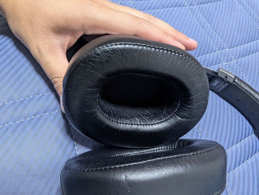 SONY デジタルサラウンドヘッドホンシステム MDR-HW700DS