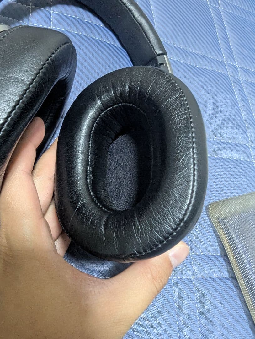 SONY デジタルサラウンドヘッドホンシステム MDR-HW700DS