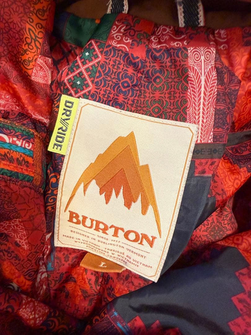 BURTON ビブパンツ　レディースウェア
