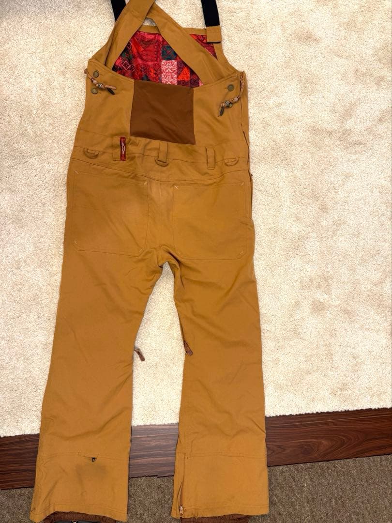 BURTON ビブパンツ　レディースウェア