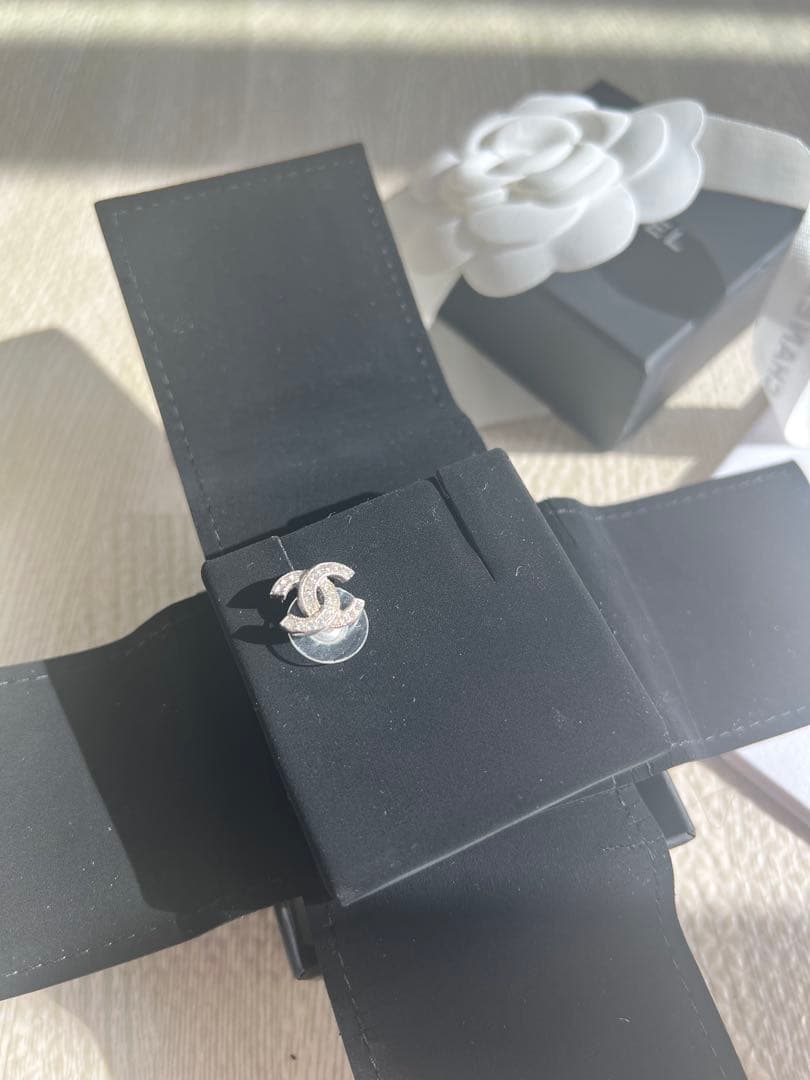 CHANEL ロゴデザイン 片耳用ピアス